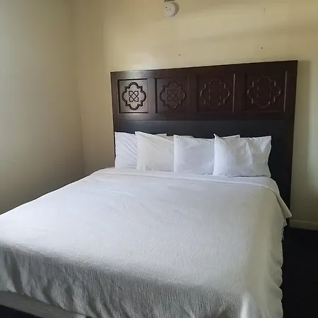 Budget Inn-2